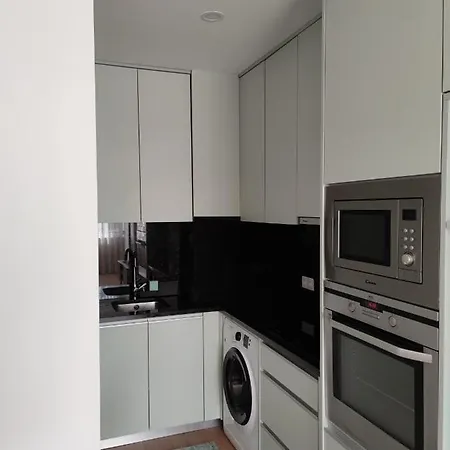 Apartament Na Baixa Do *